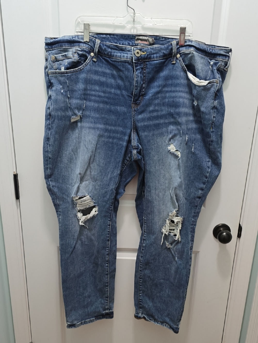 torrid Distressed Light Blue Boyfriend Jeans Size 26R